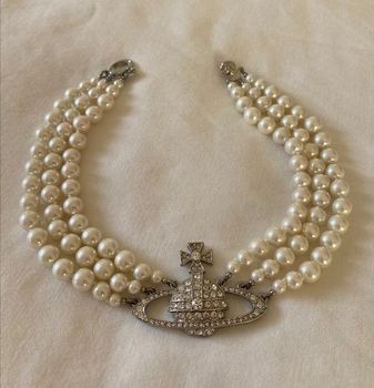 pearl necklace with planet2042.jpg